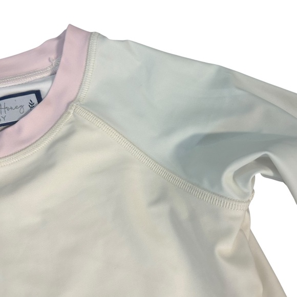 SweetHoney Rashguard - Picture 2 of 3